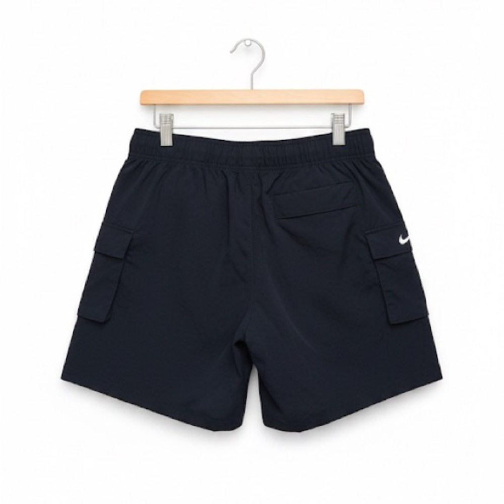 Nike Women’s Black Loosefit High Rise Athletic Cargo Shorts - Picture 3 of 3